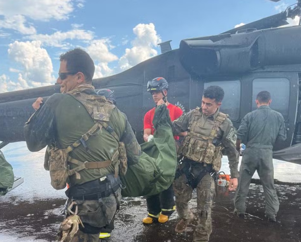 Dois corpos são encontrados após queda de avião no Amazonas