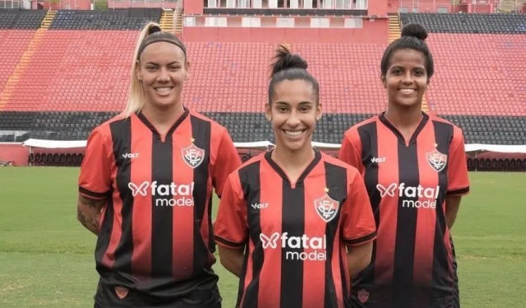 Time da Série B feminina anuncia patrocínio de site de acompanhantes