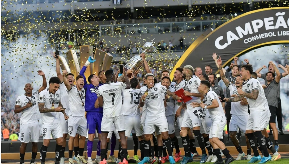 Elenco do Botafogo ameaça não se apresentar por atraso em pagamentos; veja