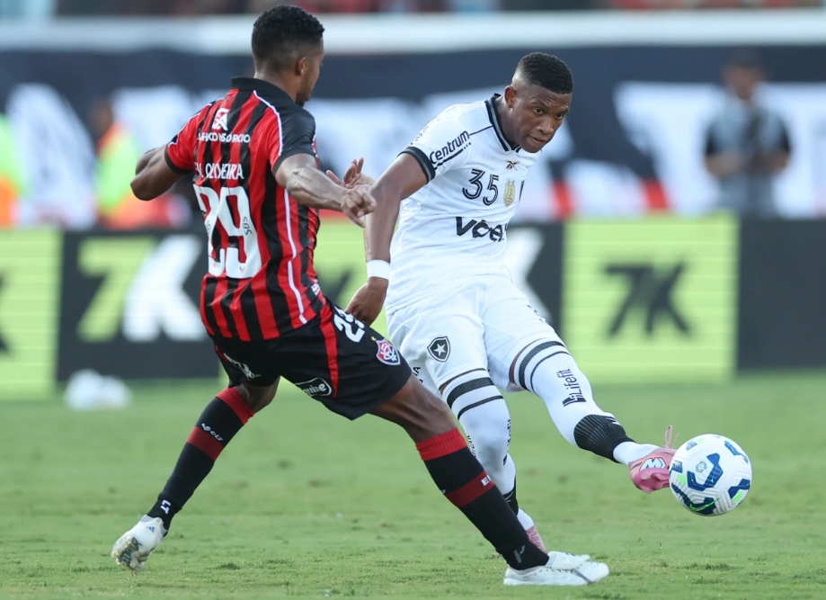 Botafogo empata com o Vitória e perde chance de entrar no G5 do Brasileirão
