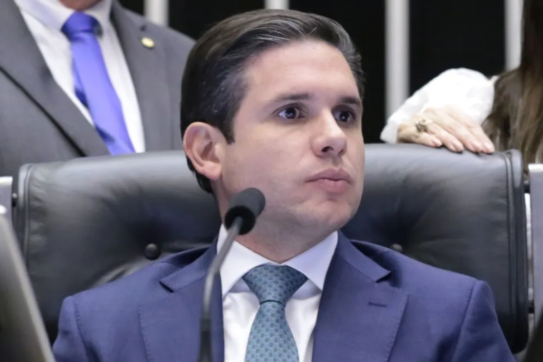 "Não vou admitir mais que ocupem a cadeira da presidência", diz Hugo Motta