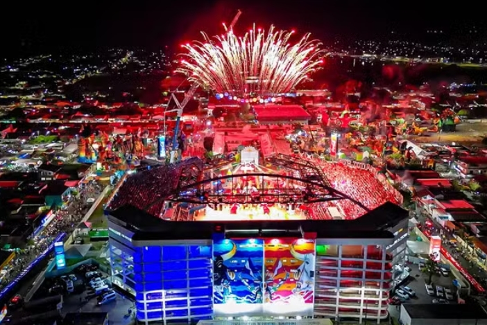 Empresa antecipa vendas de passagens para Festival de Parintins 2025 