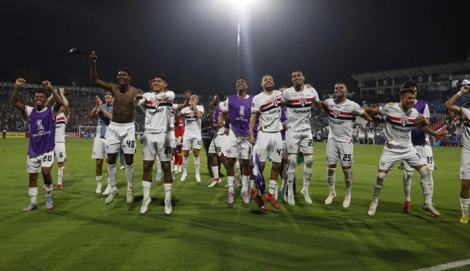 São Paulo avança em negociações para comprar dois jogadores