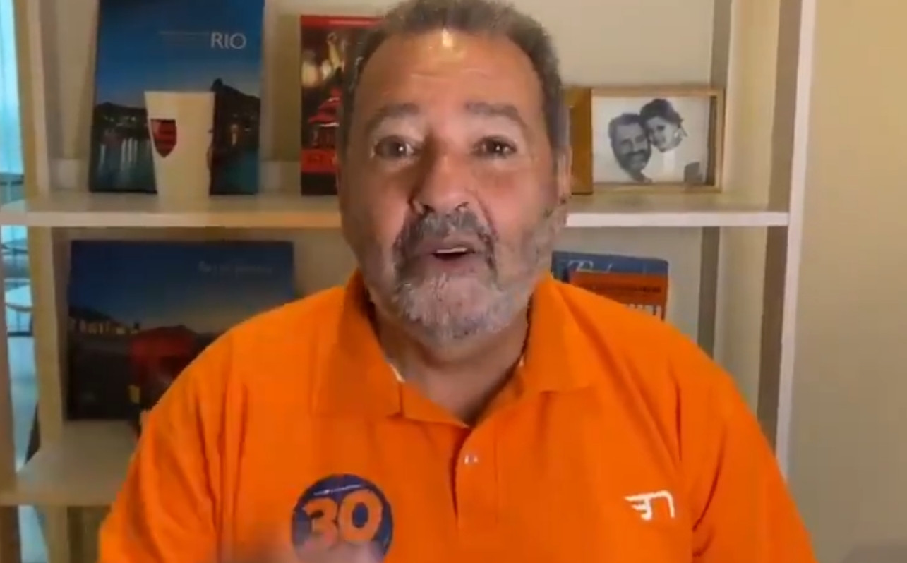 CEO do Corinthians é apresentado sem assinar contrato