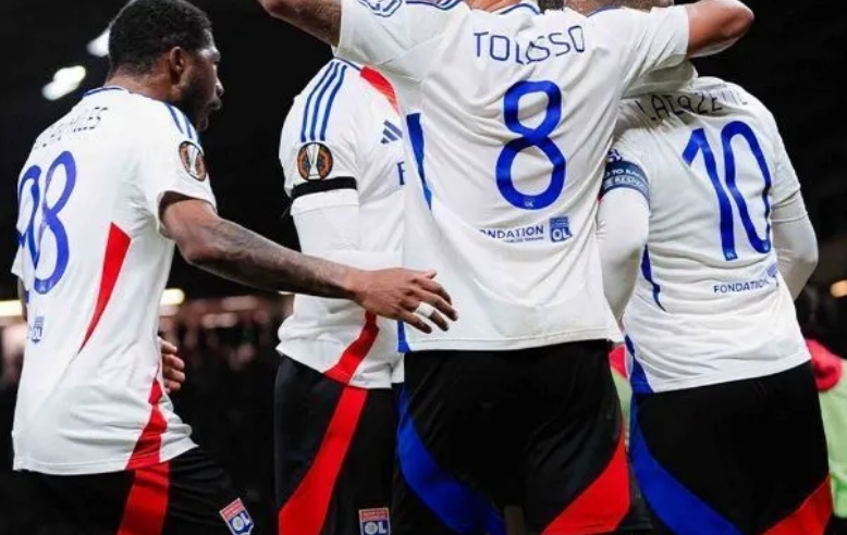 Lyon consegue recurso e permanece na primeira divisão da França