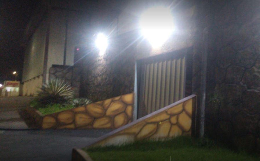 Foragida é presa em motel de Manaus ao se recusar a pagar conta