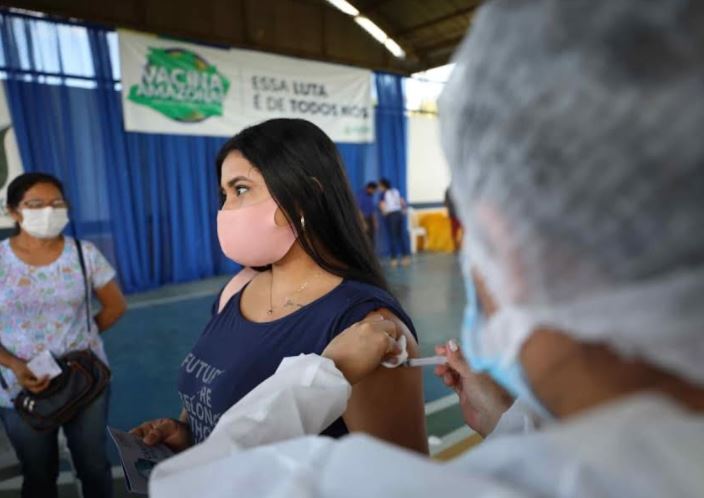 Amazonas já aplicou 3.078.896 doses de vacina contra Covid até esta terça