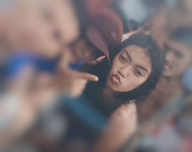 Adolescente fez última foto com amigos antes de desaparecer no Rio Amazonas