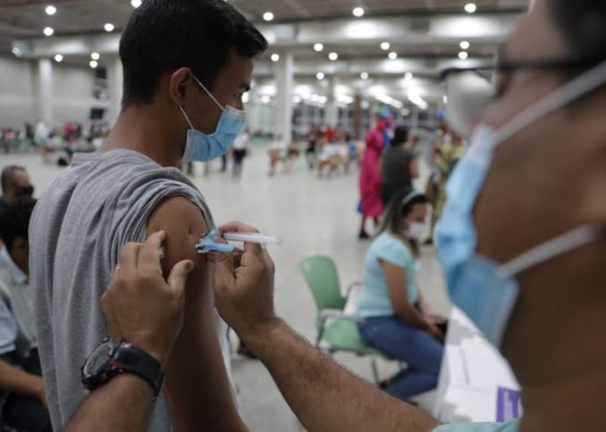 Amazonas já aplicou 2.663.608 doses de vacina contra Covid-19