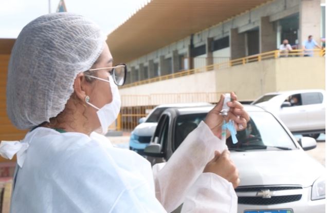 Manaus pode ter 100% da população vacinada até agosto