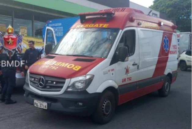 Criança fica desacordada ao levar choque em bebedouro de posto de saúde