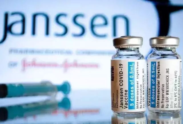 Queiroga anuncia chegada de 3 milhões de doses da vacina Janssen