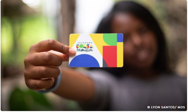 Governo cancela Bolsa Família de famílias de candidatos eleitos em 2024