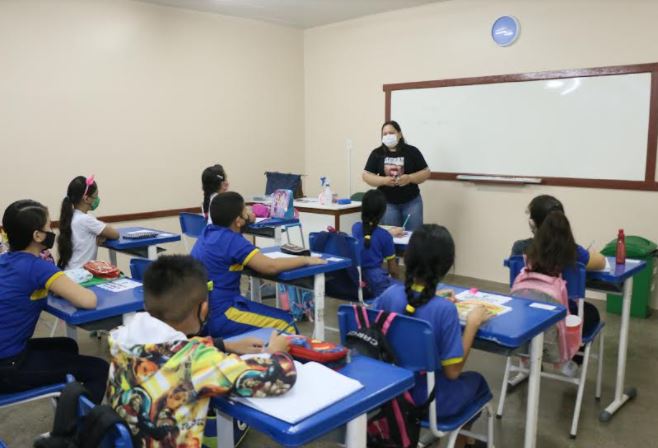 Seduc convoca 137 aprovados no PSS para atuação em Manaus e interior