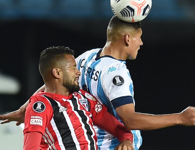 São Paulo segura empate sem gols com Racing na Libertadores