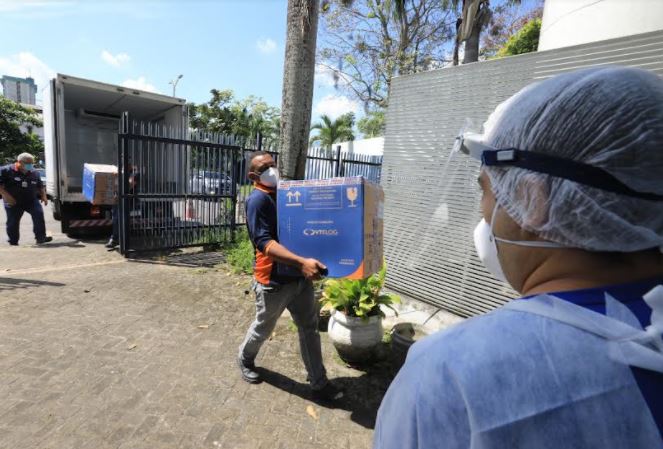 Amazonas recebe mais 73.010 doses de vacinas contra a Covid-19