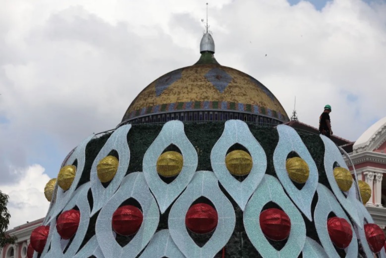 Largo São Sebastião recebe programação natalina neste domingo em Manaus