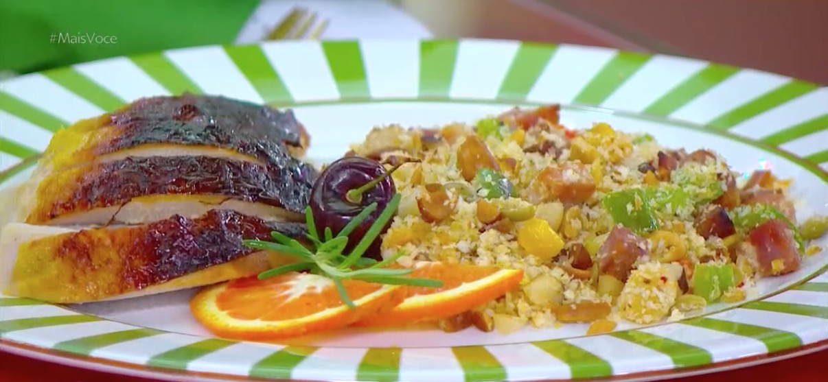 Aprenda a fazer farofa natalina com panko da Ana Maria