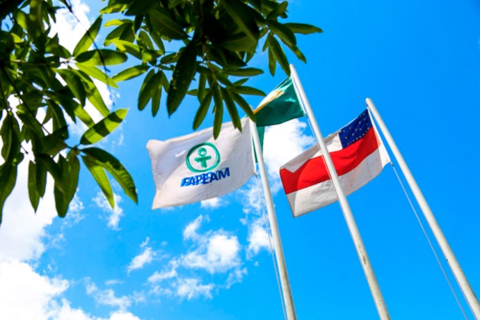 Governo anuncia reajuste de até 50% em bolsas de pesquisa da Fapeam