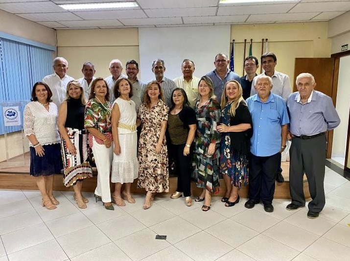 Com Dercyvone Goes presidente, nova diretoria da Affeam é empossada