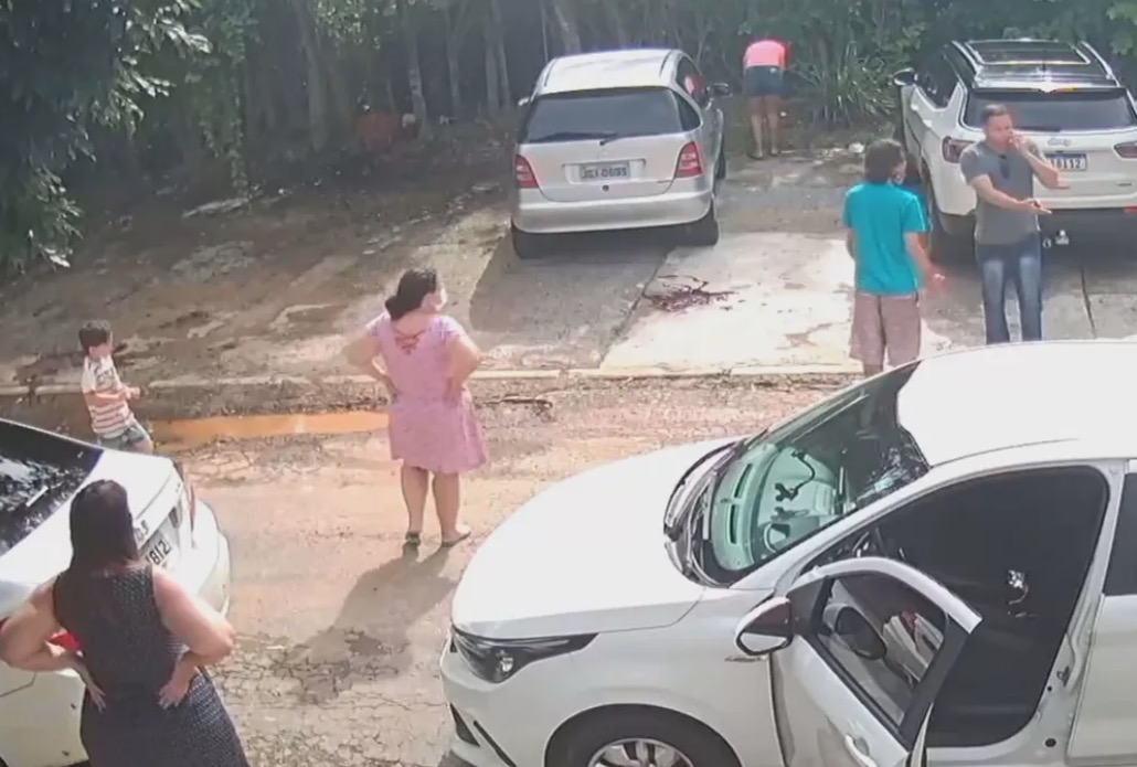 Adolescente tem perna dilacerada ao ser atacado por cachorro no DF