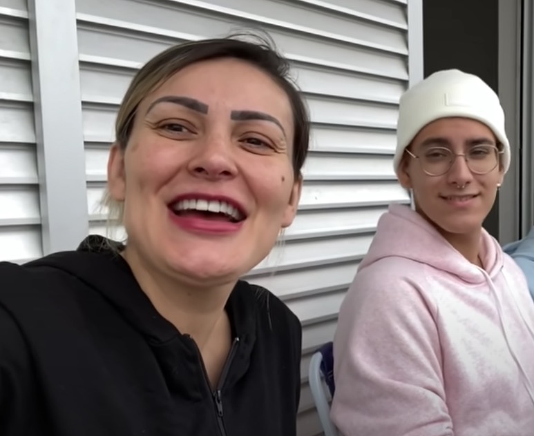 Andressa Urach mostra casa onde filho de 16 anos vai morar com a namorada