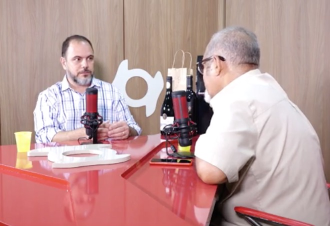Rodrigo Blanco da 'Confraria das Uvas' é entrevistado no 'Vinhos Etc & Tal'