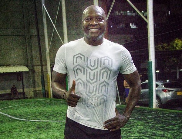 Ex-Corinthians, Rincón segue em estado crítico após acidente de carro