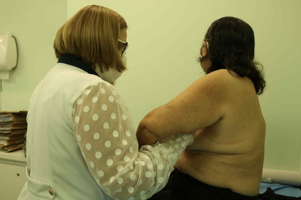 Mulheres mastectomizadas têm atendimento psicológico garantido no Amazonas