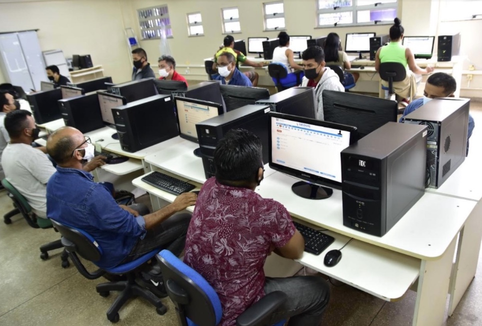 Supletivo com 1.200 vagas em Tefé abre inscrições; confira