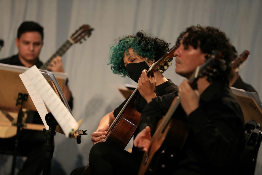 Orquestra de Violões se apresenta no Teatro Amazonas com entrada gratuita