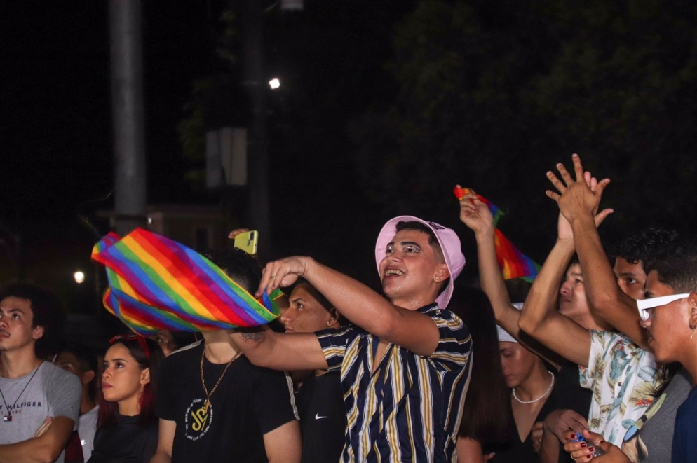 Em Manaus, mais de 20 mil pessoas prestigiam Parada do Orgulho LGBTQIA+