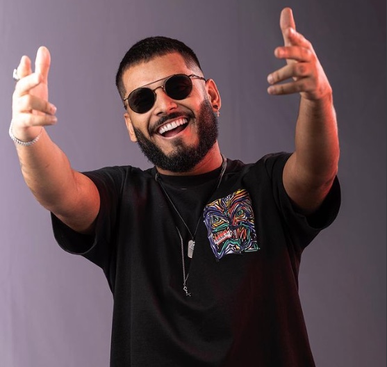 Jhon Veiga e 100% Abusado agitam sábado com sertanejo e forró, em Manaus