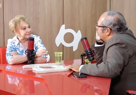 Baby Rizzato fala sobre lançamento de livro no Hora do H