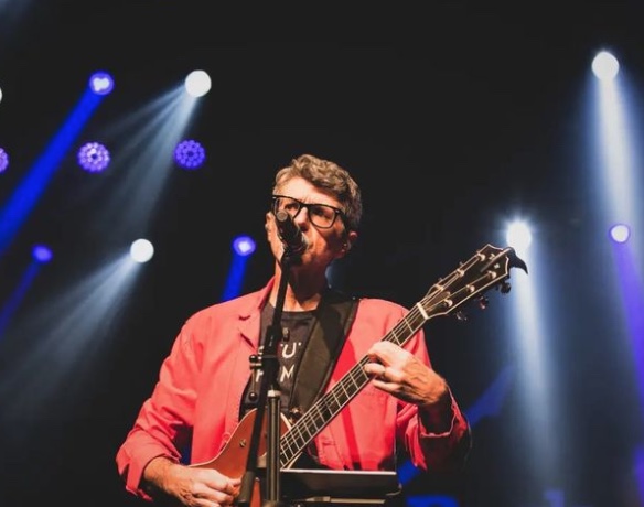 Leoni volta a Manaus para show em outubro