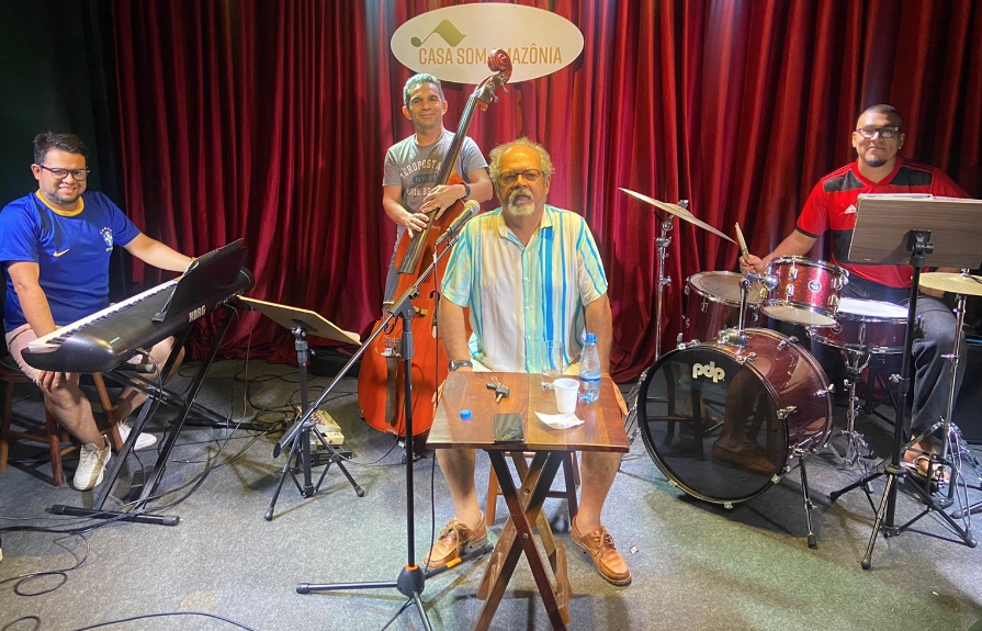 My Manhattan Jazz Showband apresenta especial 'Revivendo Sinatra' em Manaus