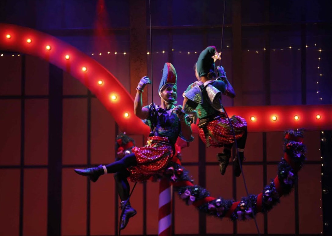 'O Encanto do Natal' emociona público no Teatro Amazonas