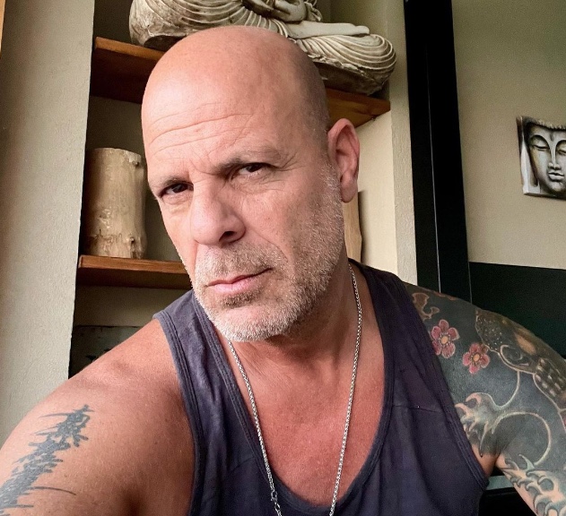 Saiba o que é demência frontotemporal; doença diagnosticada em Bruce Willis