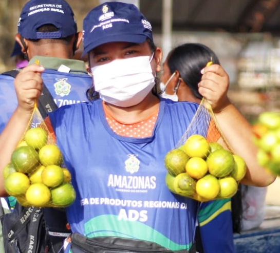 Drinks de frutas ajudam a se manter hidratado no Carnaval