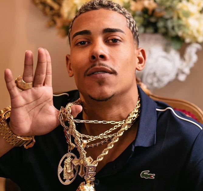 MC Poze do Rodo comanda Baile do Rjota em Manaus