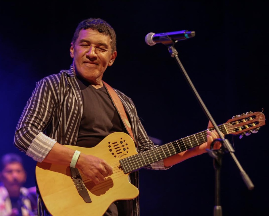 Dia dos namorados em Manaus tem 'Especial Djavan' com Cileno