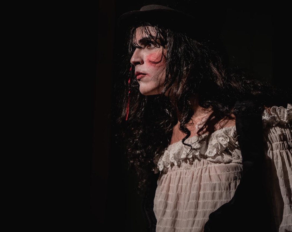 Confira programação de junho do 'Cabaré Chinelo’ no Teatro Gebes Medeiros