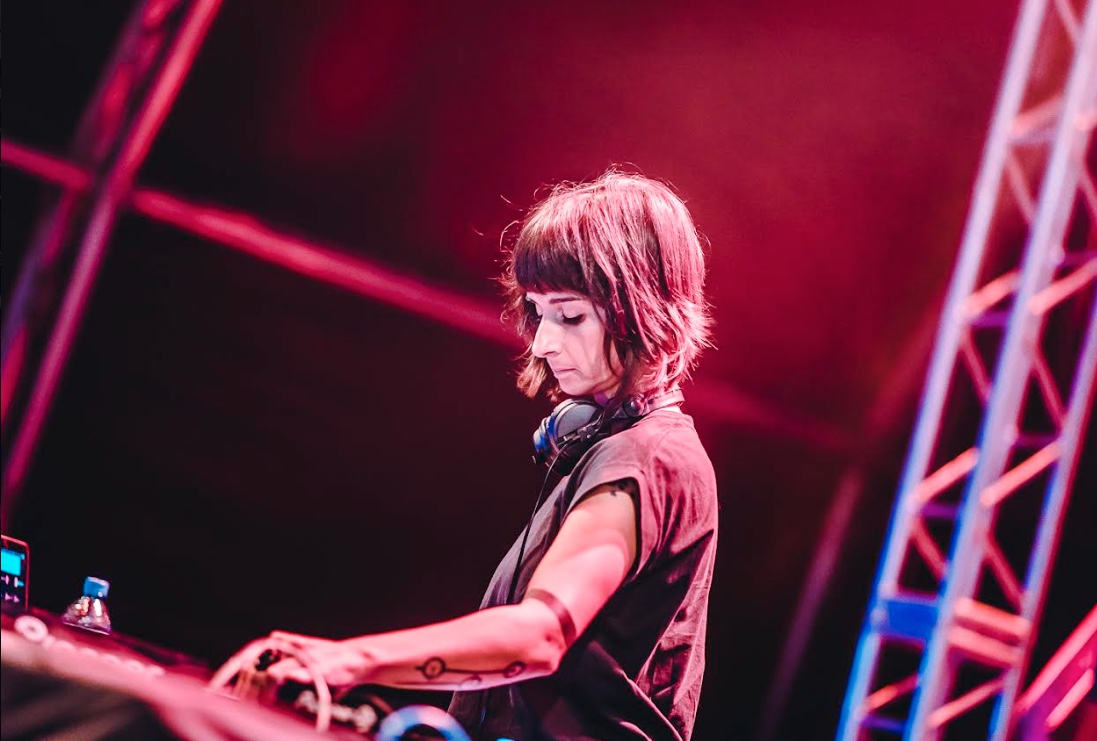 DJs nacionais agitam festa UNBA WKD no próximo sábado