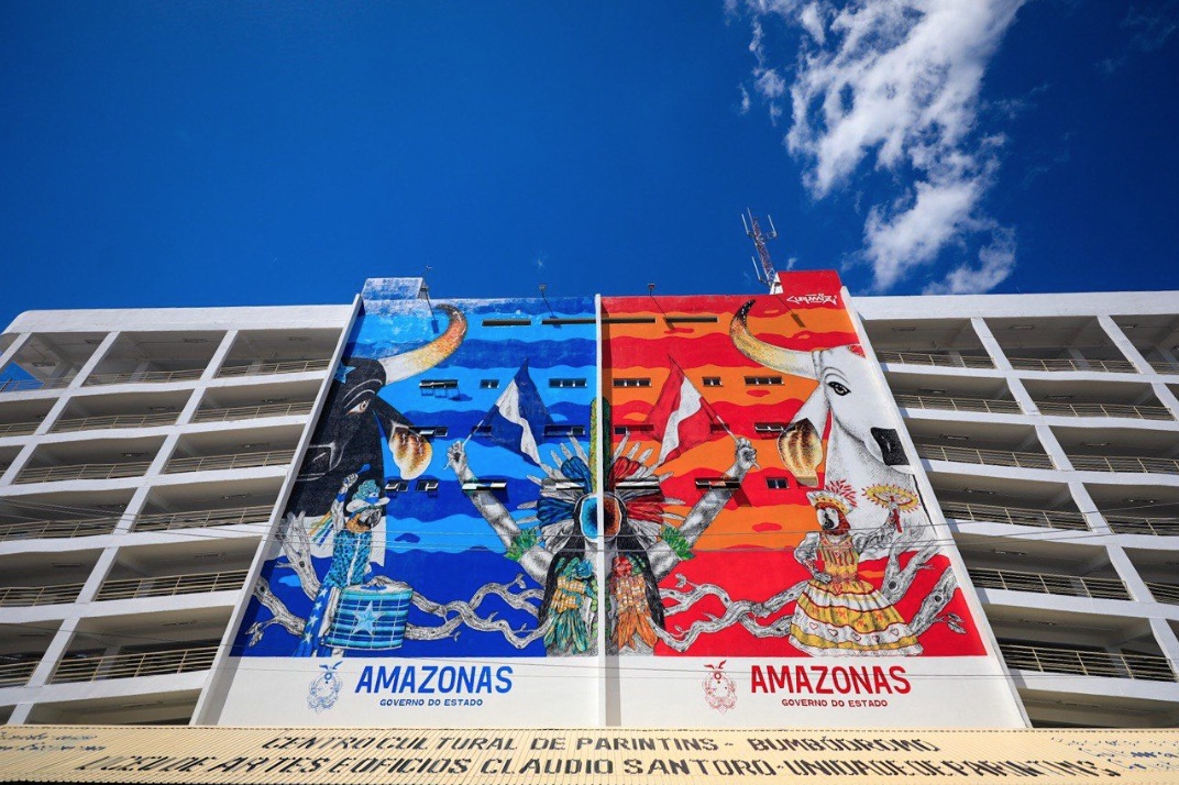 Visitação guiada no Bumbódromo de Parintins tem inscrições abertas