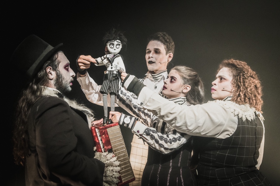 Trupe amazonense apresenta espetáculo ‘Cabelos Arrepiados’ em Brasília