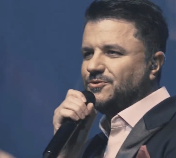 Show de Maurício Manieri agita Manaus neste sábado