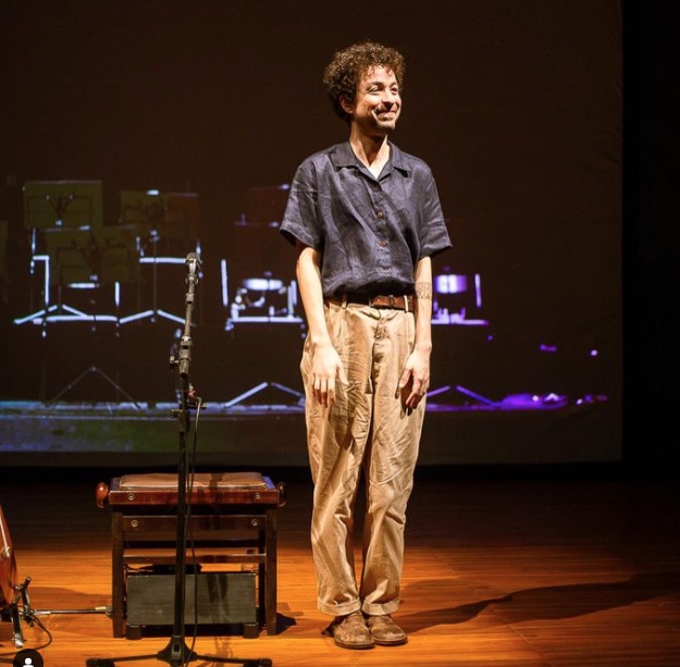 Cícero anuncia show 'Concerto 1' no Teatro Amazonas