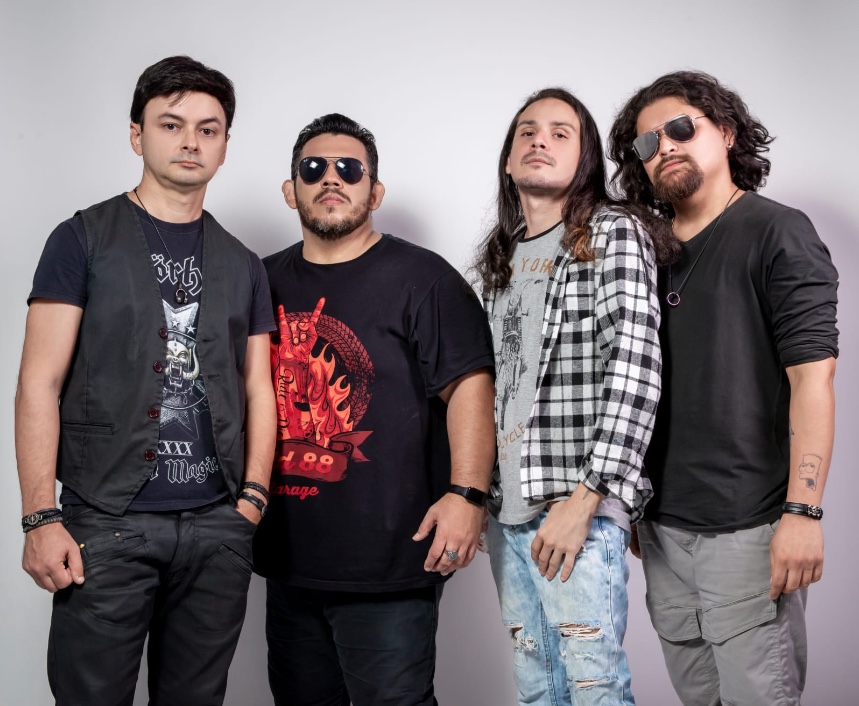 Espetáculo 'Rocka & Madallena' troca brinquedos por ingressos no Teatro Amazonas