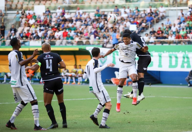 Manaus empata com Figueirense na Arena da Amazônia