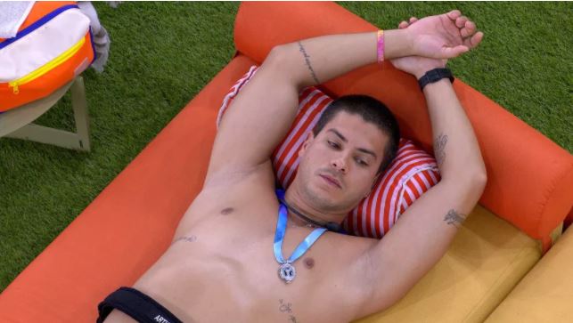Arthur Aguiar desabafa ao ser indicado por Jade: 'Chegou o momento'